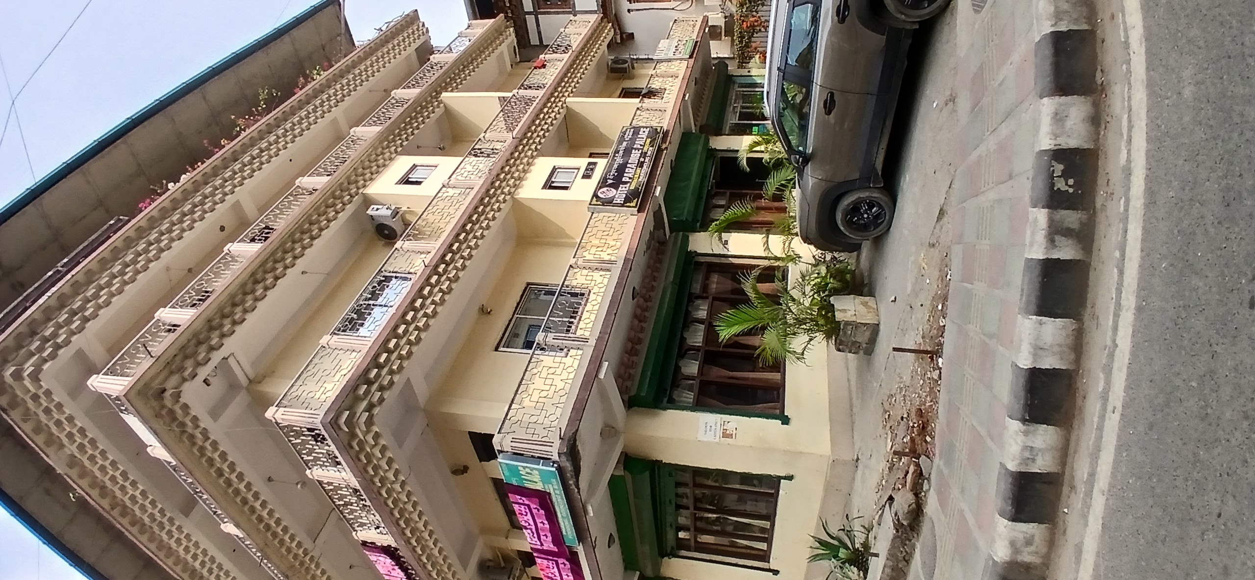 Hotel Paradise Palace